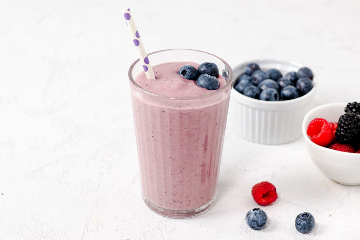 Cookie shake sa šumskim voćem